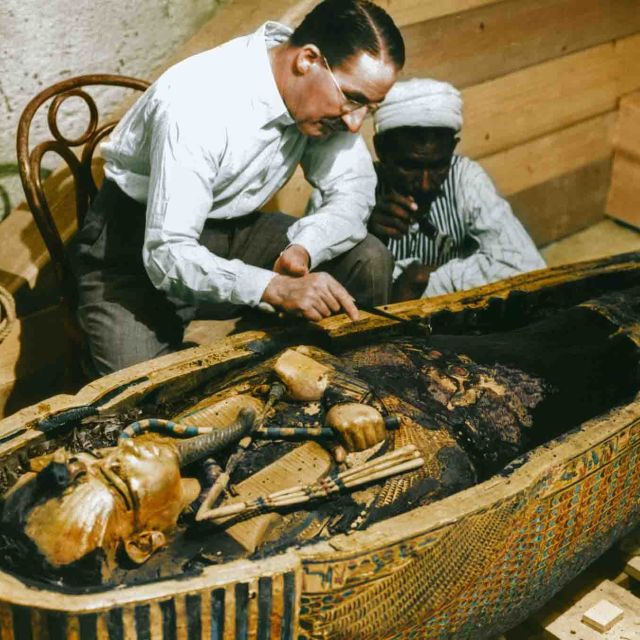 Tutankamon v barvah